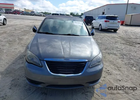 2013 Chrysler 200 Touring из США, поврежденный, VIN 1C3CCBBB1DN525628